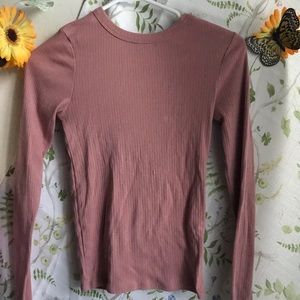 Fitting long sleeve pink shirt!